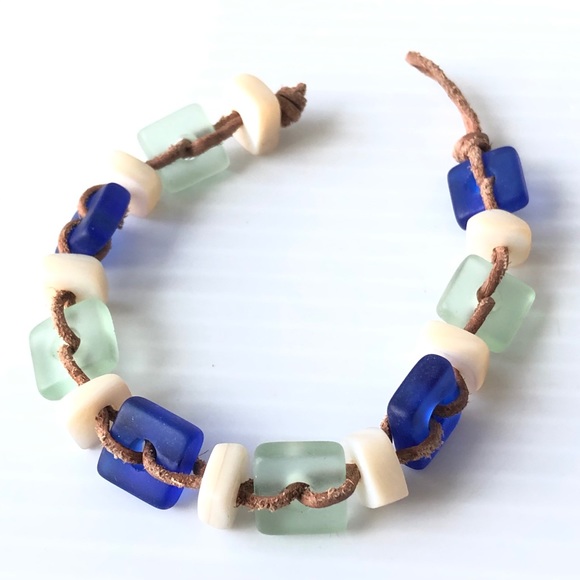 π₯³5/$25 MOP Seaglass Bracelet